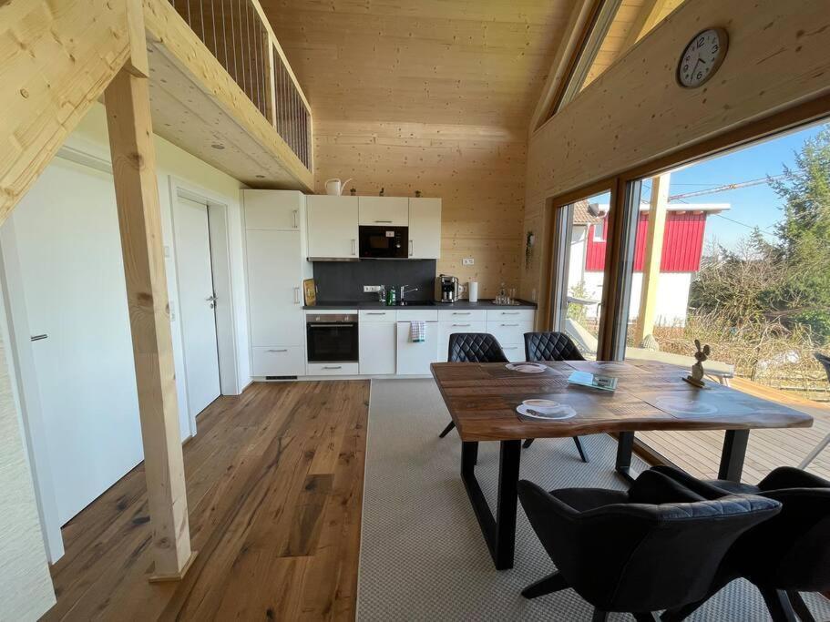 Zweistoeckiges Natur-Holzhaus Mit Berg- & Seesicht Horgenzell Esterno foto