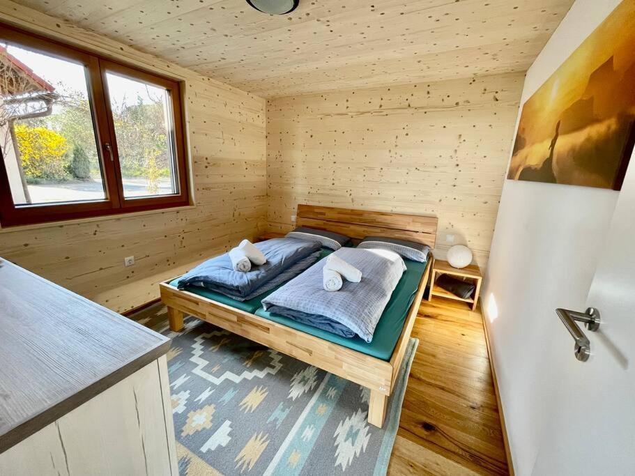 Zweistoeckiges Natur-Holzhaus Mit Berg- & Seesicht Horgenzell Esterno foto