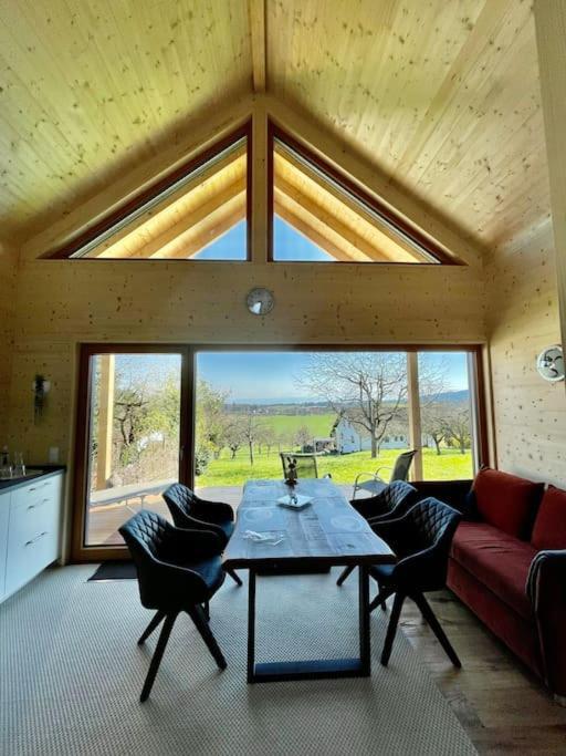 Zweistoeckiges Natur-Holzhaus Mit Berg- & Seesicht Horgenzell Esterno foto